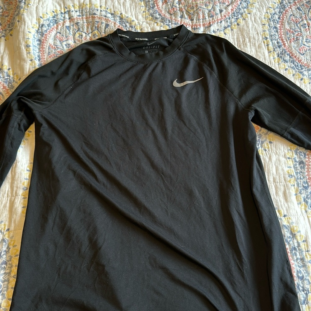 Nike Running Dri-Fit Shirt; Medium